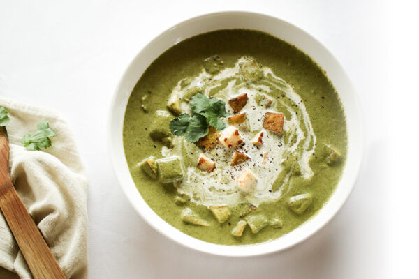 Curry indien de tofu et fromage à griller aux épinards