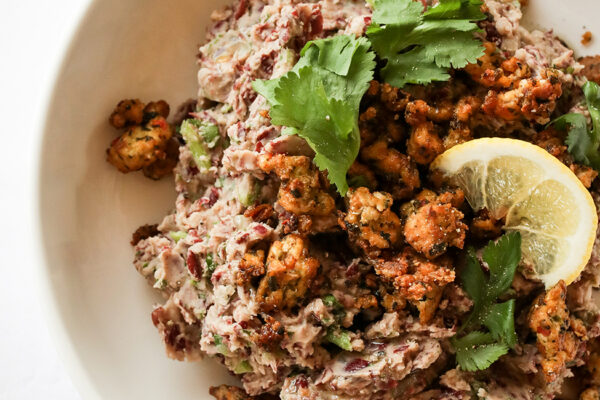Purée de haricots rouges au tofu piquant pour nachos