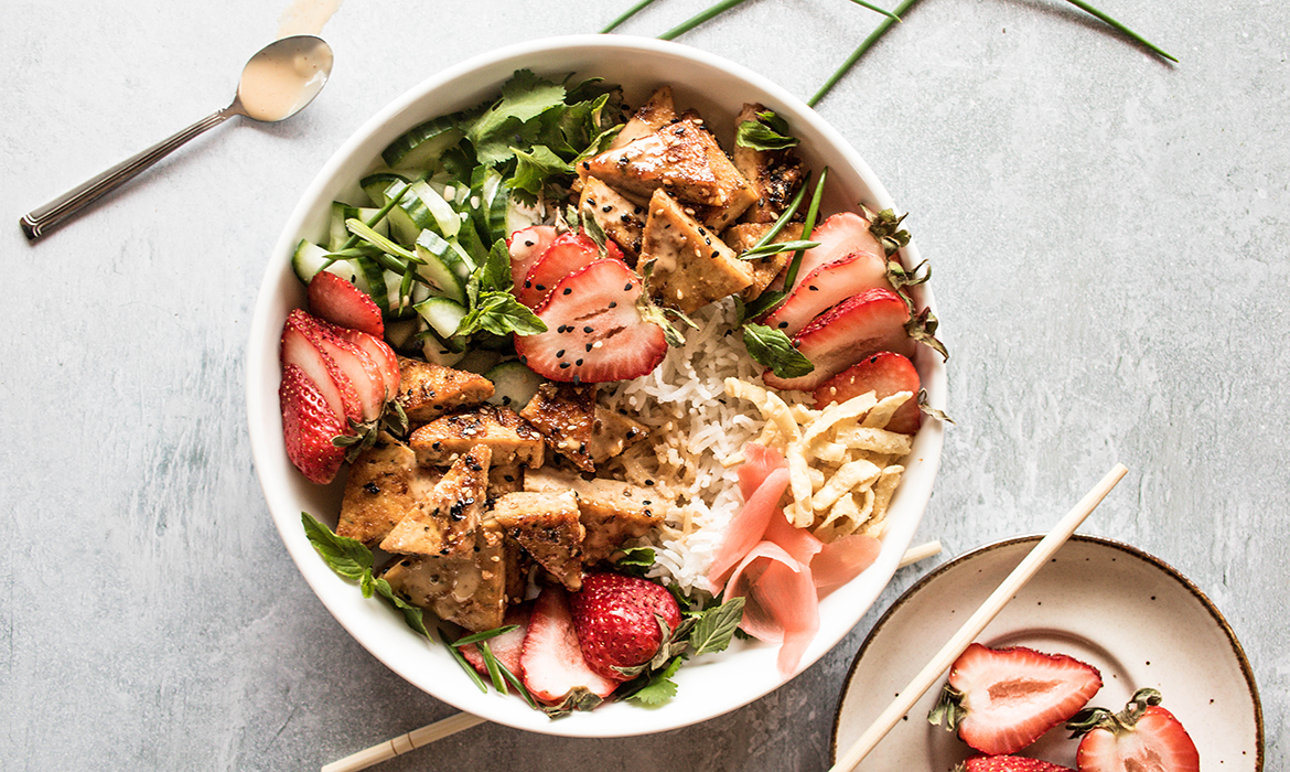 Tofu Bowl with Strawberries & Lemongrass Rice