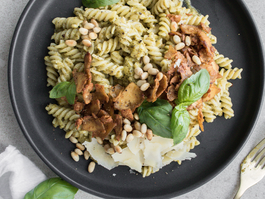 Fusilli with pesto, pine nuts & tofu